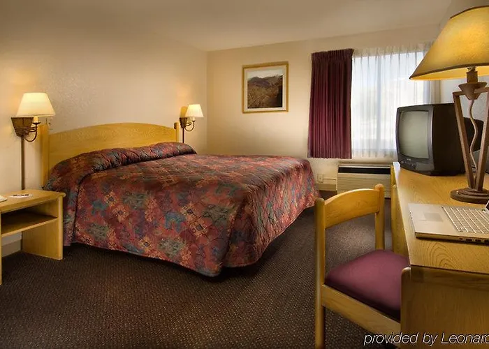 Hotel Hualapai 2*